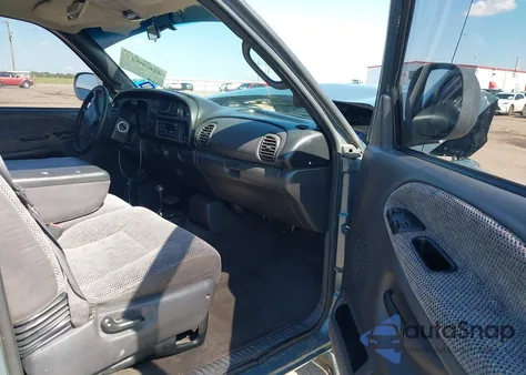 2000 Dodge Ram 1500 St from USA, damaged, VIN 3B7HF13Z6YG157332